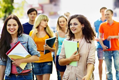 Students walking in a group.